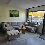 Exclusive Three-Story Villa Near The Ski Center