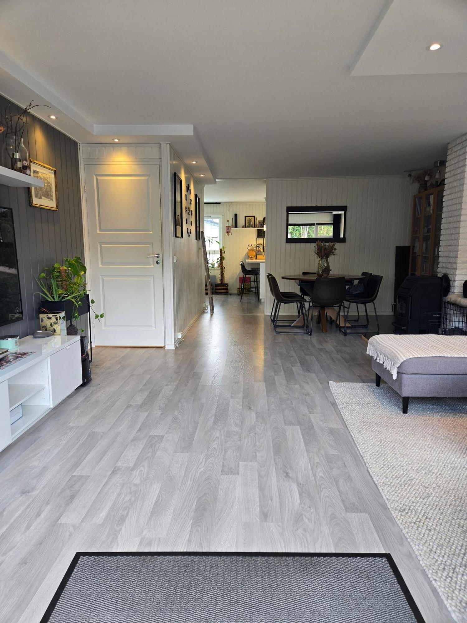 Exclusive Three-story Near The Center *